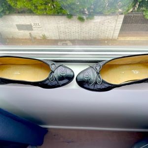 Patent leather Chanel flats